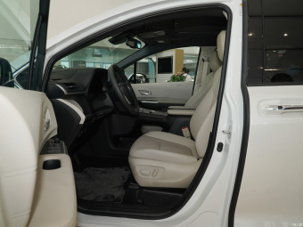 Toyota Sienna Hybrid Deluxe 2.5L
