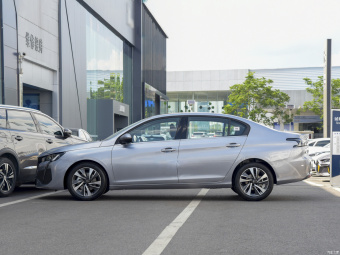 Peugeot 408 Shine 1.6T
