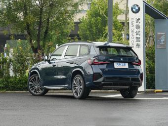 BMW X1 2025 xDrive25Li M Sport Night Edition