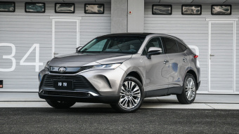 Toyota Harrier Flagship 2.0L CVT