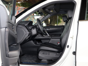 Honda UR-V Joy 240TURBO