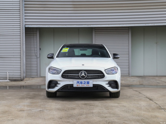 Mercedes-Benz E-Class 300 Limousine Fashion Dynamic
