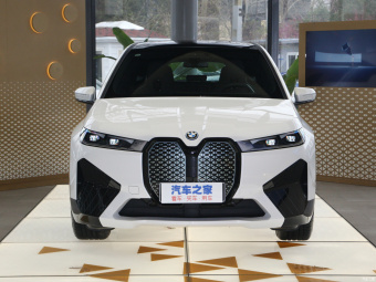 BMW iX xDrive40