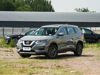Nissan X-Trail 2025 Honor 2.0L Two-Wheel Drive Leading Edition