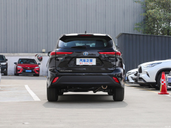 Toyota Highlander Hybrid Elite 7 Seats 2.5L 2WD