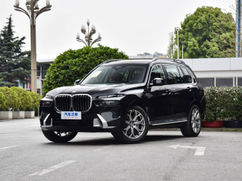 BMW X7 2026 xDrive40i Premium Luxury 7-Seat