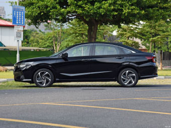 Honda Crider Sport Hybrid Ultimate 1.5L