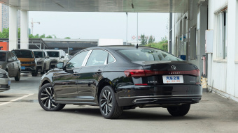VW Passat Star Deluxe 330TSI