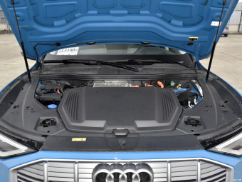 Audi e-tron Premium 50 Quattro