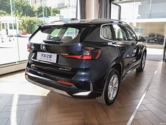BMW X1 sDrive20Li X Design
