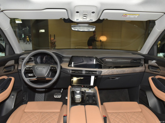 Audi Q6 Qi - Feather Forest 45 TFSI Quattro