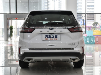 Ford Edge Plus Platinum EcoBoost 245 5 Seat