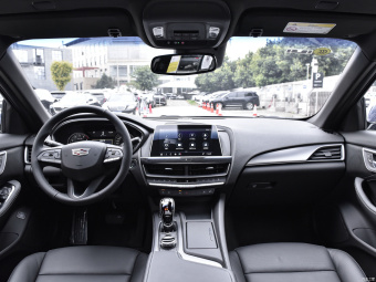 Cadillac CT5 Luxury 28T