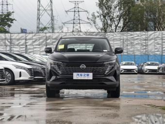 Nissan Qashqai 2025 Facelifted Honor 2.0L CVT XV True Edition