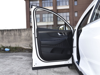 Hyundai Santa Fe Premium LUX 380TGDi AT