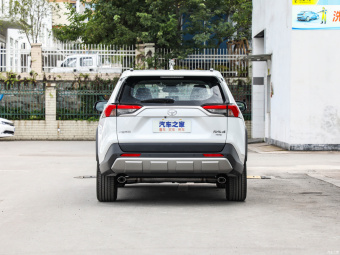 Toyota RAV4 Premium 2.0L CVT 4WD