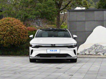 Zeekr 007GT 2025 AWD Intelligent Driving Edition 75kWh