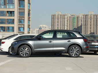 Audi Q5L Dynamic Luxury 40 T