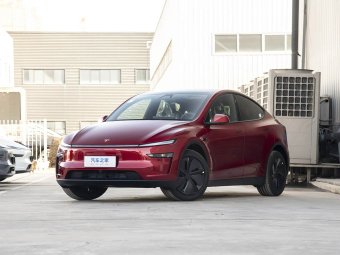 Tesla Model Y 2026 Facelifted long-range rear-wheel drive version