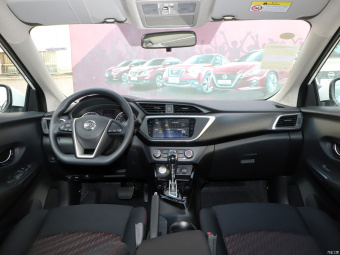 Nissan Lannia Smart Cool 1.6L CVT