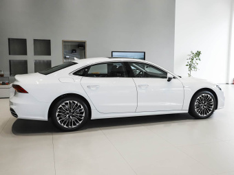 Audi A7L 2025 45 TFSI Luxury