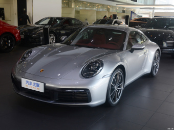 Porsche 911 Carrera 4