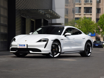 Porsche Taycan Turbo