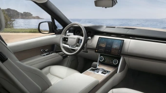 Land Rover Range Rover P460e Autobiography