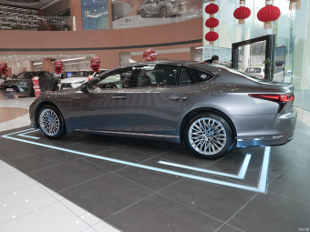 Lexus LS 500h Executive