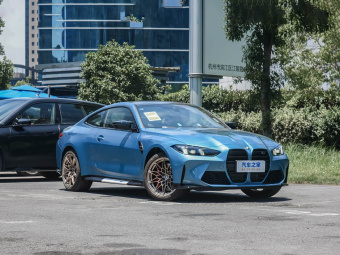BMW M4 Coupe 2024 M4 M xDrive Competition
