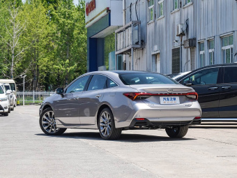 Toyota Avalon Hybrid 2024 Hybrid 2.0L Premium Edition