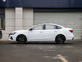 Roewe Ei6 Max Cool Canopy 1.5T PHEV
