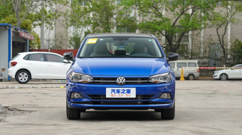 VW Polo Plus Trendy Cool 1.5L AT