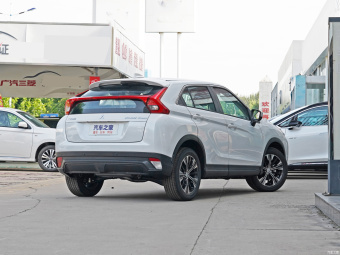 Mitsubishi Eclipse Cross Fearless 1.5T CVT