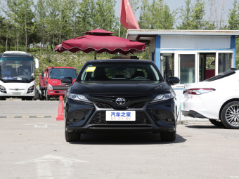 Toyota Camry Knight 2.5S