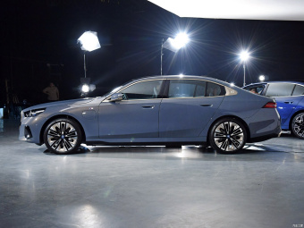 BMW i5 eDrive 40L M Sport