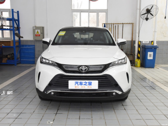 Toyota Harrier Deluxe 2.0L CVT