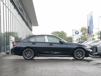 BMW 3 Series 330i M Sports Night Night Edition