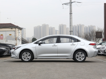 Toyota Levin Progressive 1.8H E-CVT