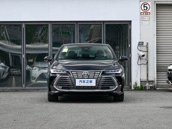 Toyota Avalon Hybrid 2024 Hybrid 2.0L Premium Edition