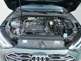 Audi A3L Limousine Elegance Luxury 35 TFSI