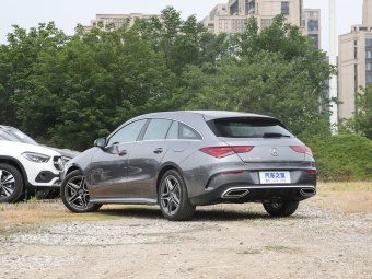 Mercedes-Benz CLA-Class 200 Shooting Brake