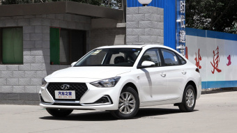 Hyundai Celesta Pleasure DLX 1.6L Automatic