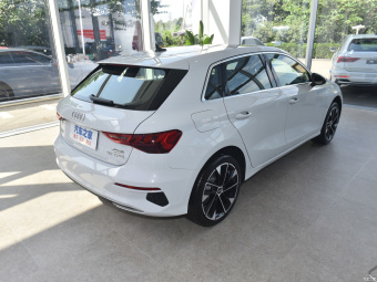 Audi A3 Sportback Elegance Luxury 35 TFSI