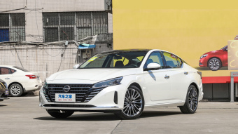 Nissan Altima Entry 2.0T XL