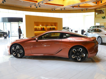 Lexus LC 500h Sport