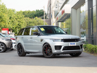 Land Rover Range Rover Sport HST P400