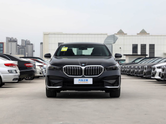 BMW 5 Series 2026 Restyled 525Li Luxury
