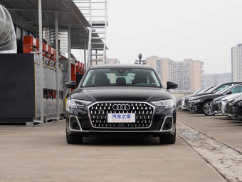 Audi A8L 2025 45 TFSI Quattro Luxury