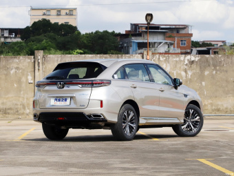 Honda UR-V Exclusive AWD 370TURBO